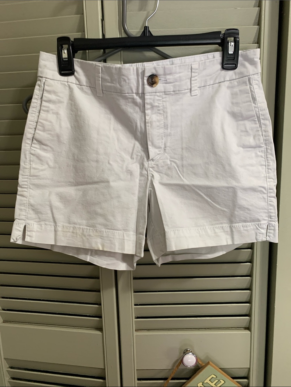 Old Navy White Cotton Bermuda Shorts